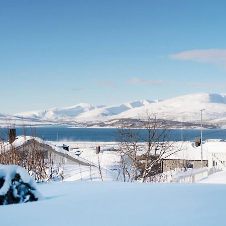 Aurora And Midnight Sun Apartment Tromso Exterior photo